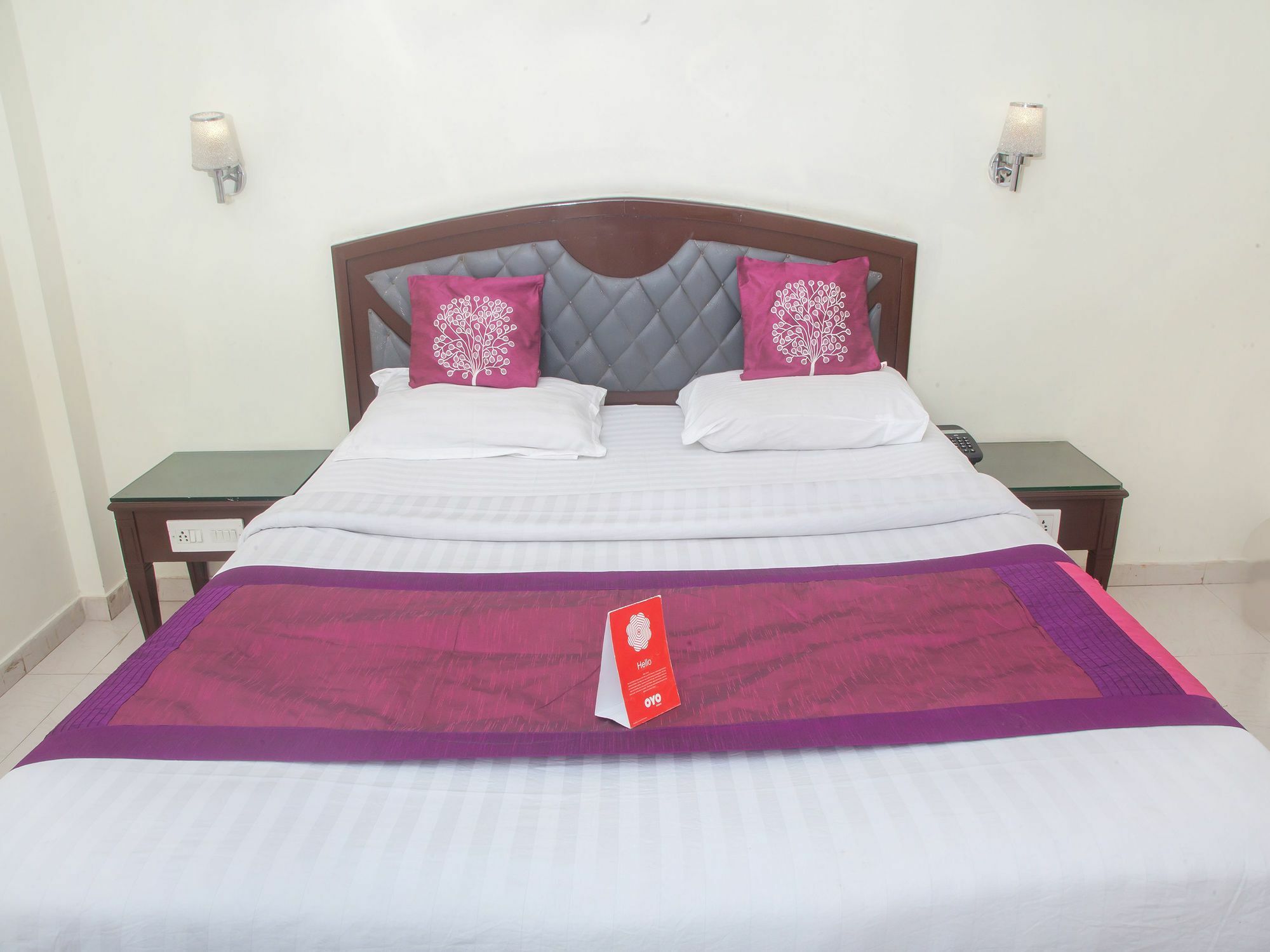 Oyo 12357 Hotel Nilgiris Inn Уті Екстер'єр фото