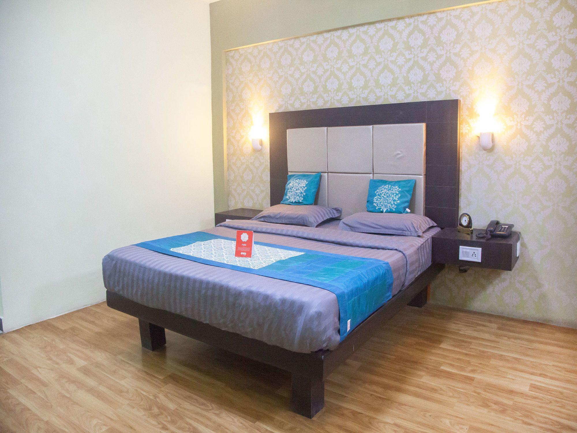 Oyo 12357 Hotel Nilgiris Inn Уті Екстер'єр фото